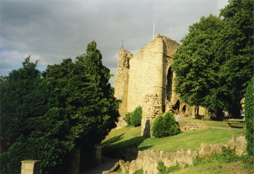 Spofforth Castle