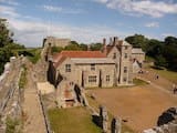 Carisbrooke Castle