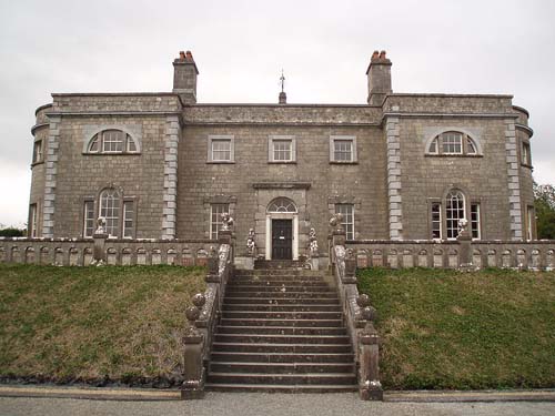 Tyrrellspass Castle