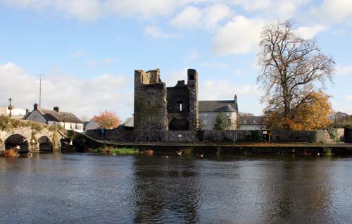 Tinnahinch Castle