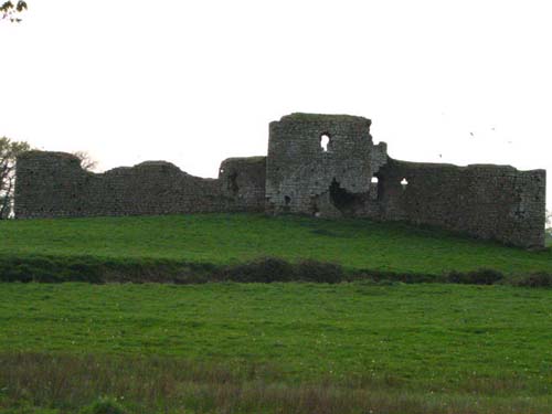 Tinnahinch Castle