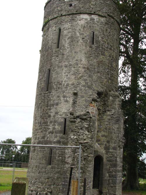 Tinnahinch Castle