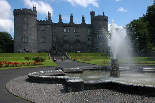 Tinnahinch Castle