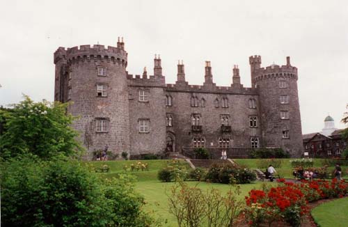 Tinnahinch Castle