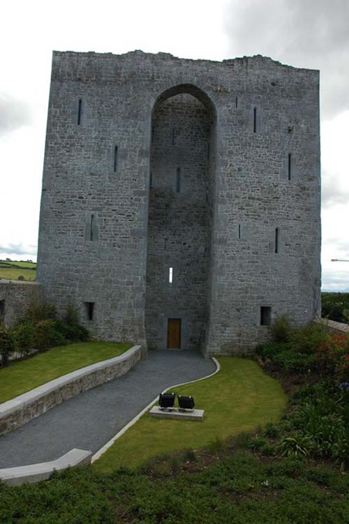 Shanid Castle