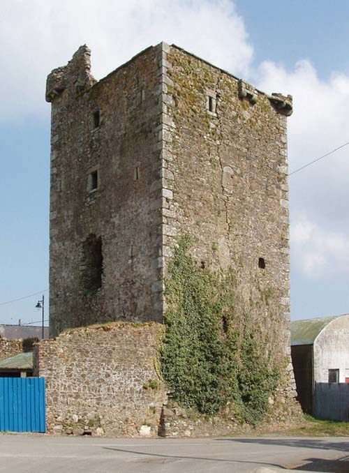 Tinnahinch Castle