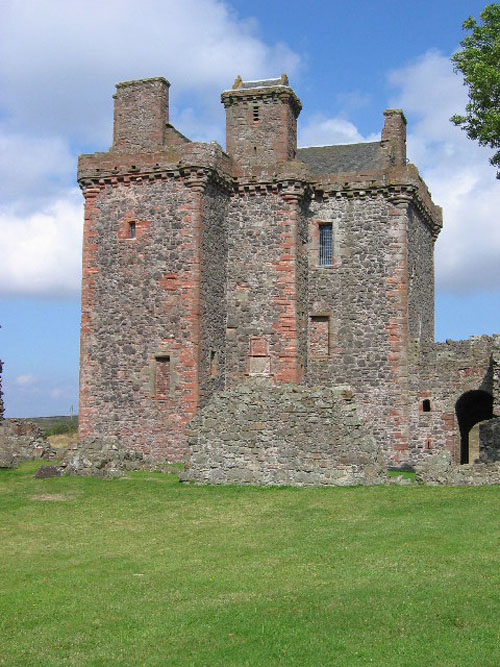 Tullibole Castle