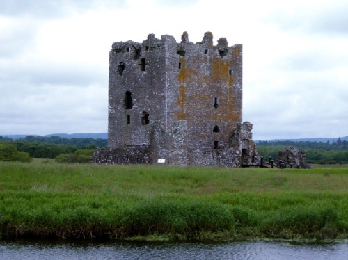 MacLellans Castle