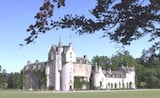 Ballindalloch Castle