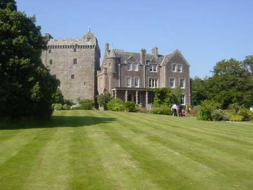 Lochmaben Castle