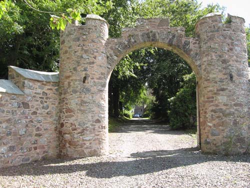 Tulloch Castle