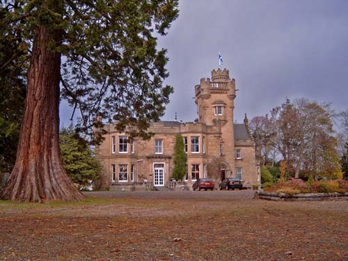 Tulloch Castle