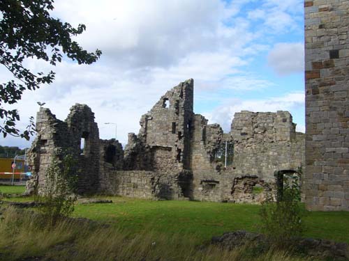 Tullibole Castle